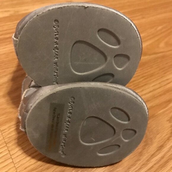 Build-A-Bear Workshop Baby Booties Gray Silver Satin Shoes With Bow BAB - Picture 5 of 6